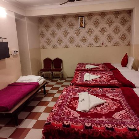 Вилла N K F Residency Майсур Экстерьер фото