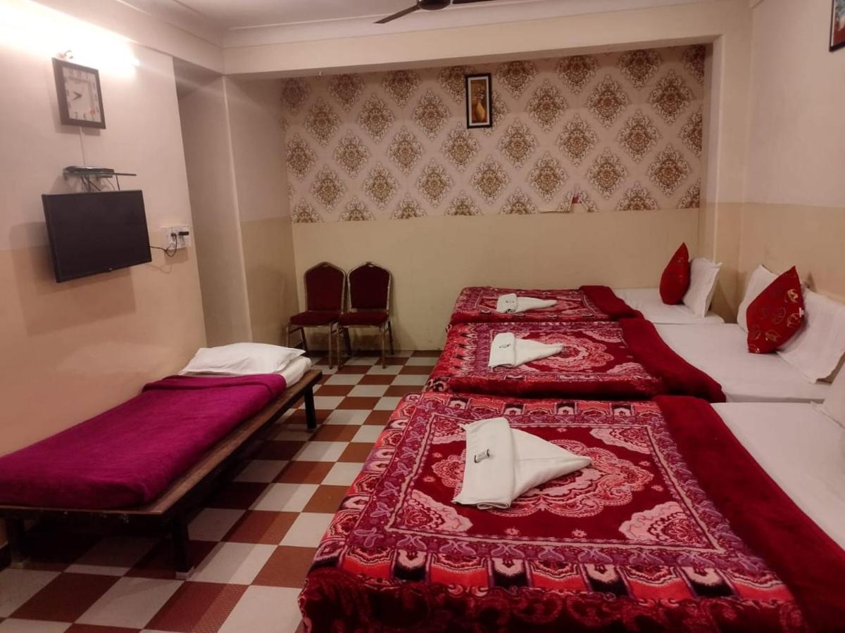 Вилла N K F Residency Майсур Экстерьер фото
